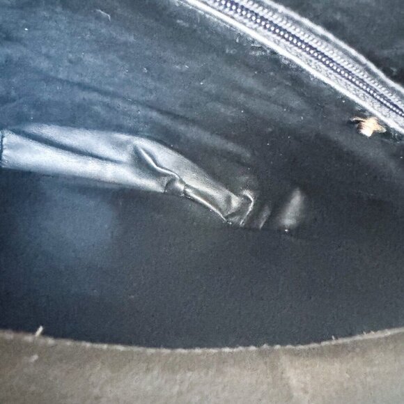 Vintage Leather Croc Skin Oval Crossbody Bag - Picture 9 of 9